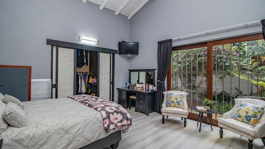 4 Bedroom Property for Sale in Farrarmere Gauteng