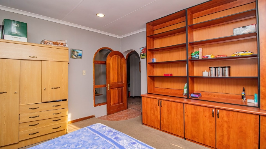 4 Bedroom Property for Sale in Farrarmere Gauteng