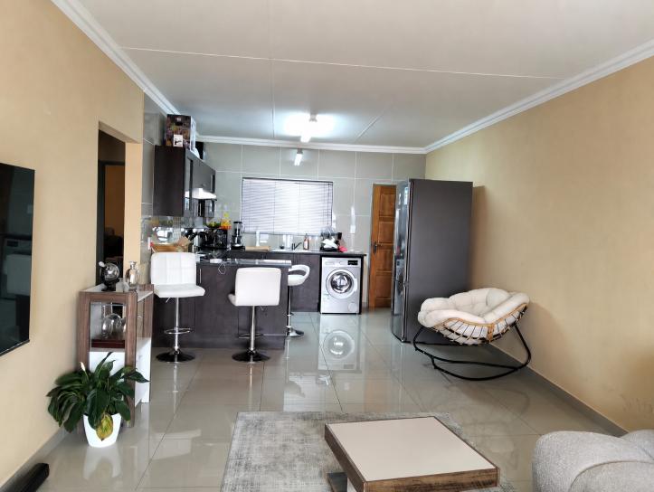 2 Bedroom Property for Sale in Winchester Hills Gauteng
