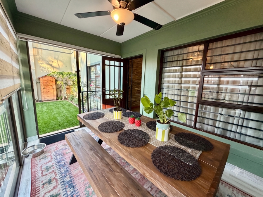 3 Bedroom Property for Sale in Barbeque Downs Gauteng