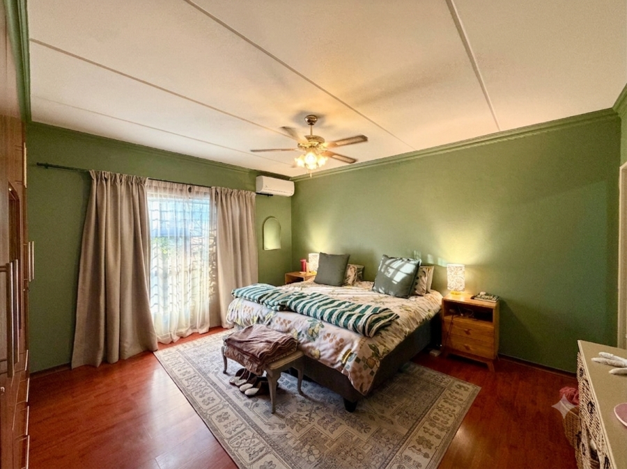 3 Bedroom Property for Sale in Barbeque Downs Gauteng