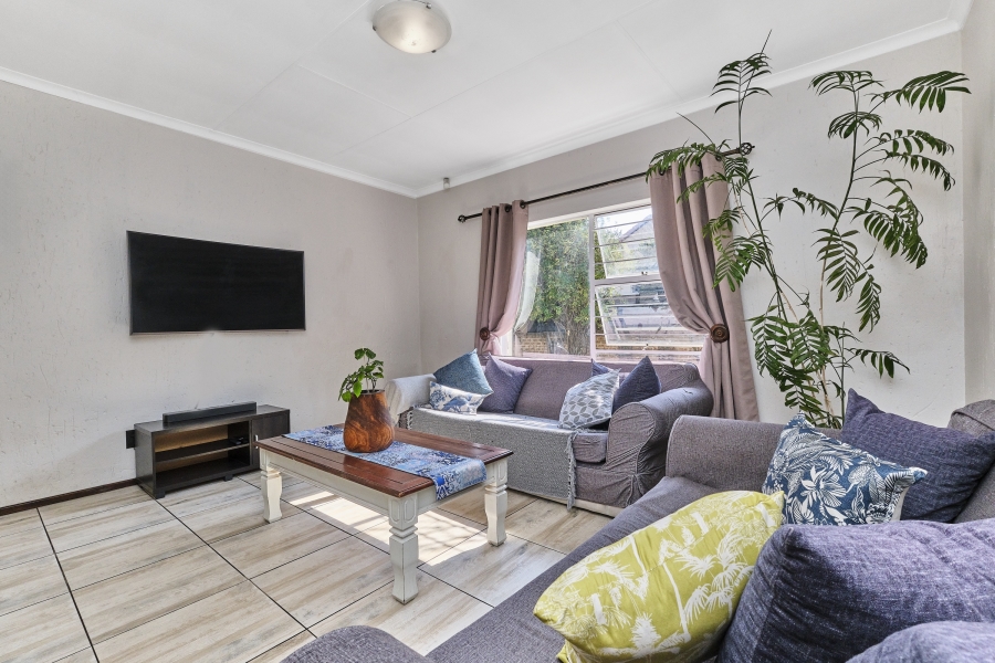 3 Bedroom Property for Sale in Barbeque Downs Gauteng