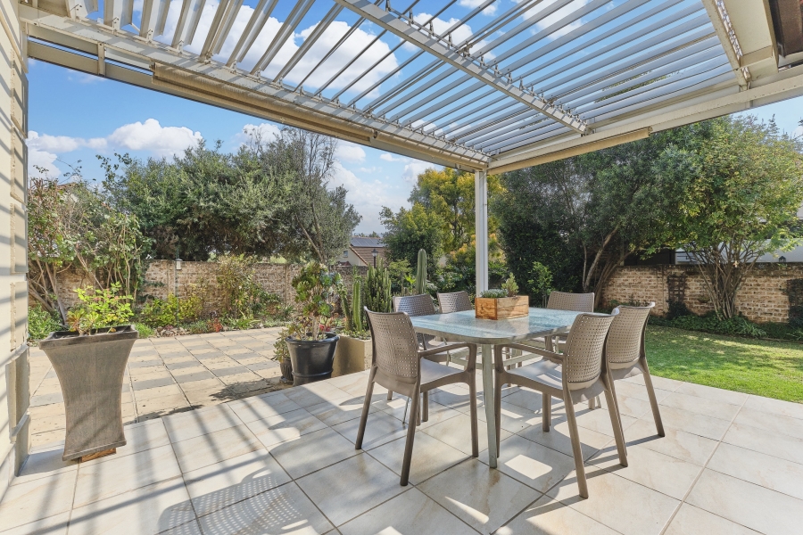 3 Bedroom Property for Sale in Barbeque Downs Gauteng