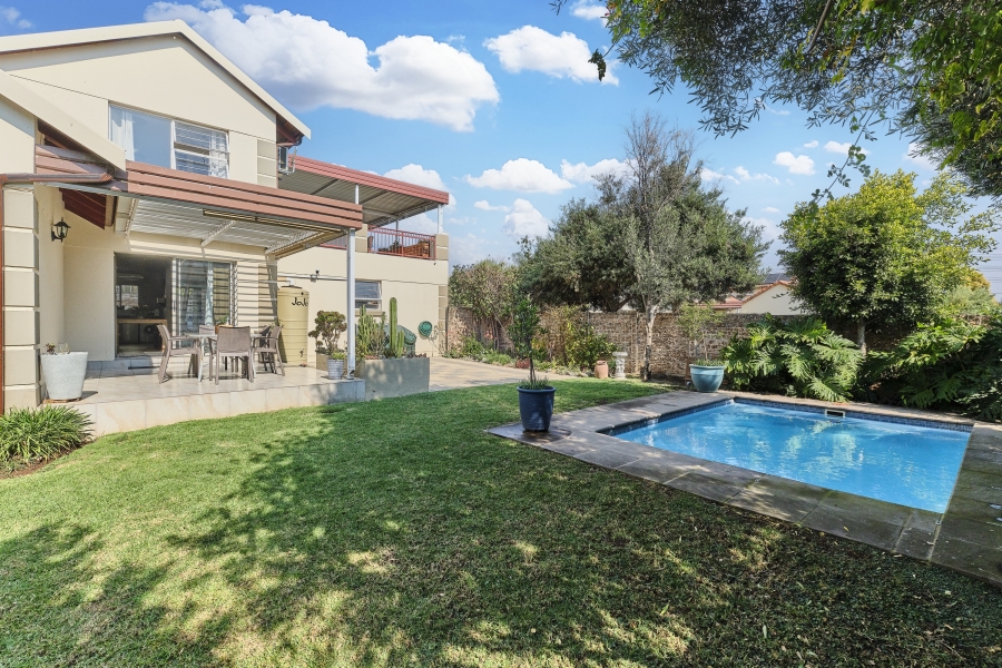 3 Bedroom Property for Sale in Barbeque Downs Gauteng