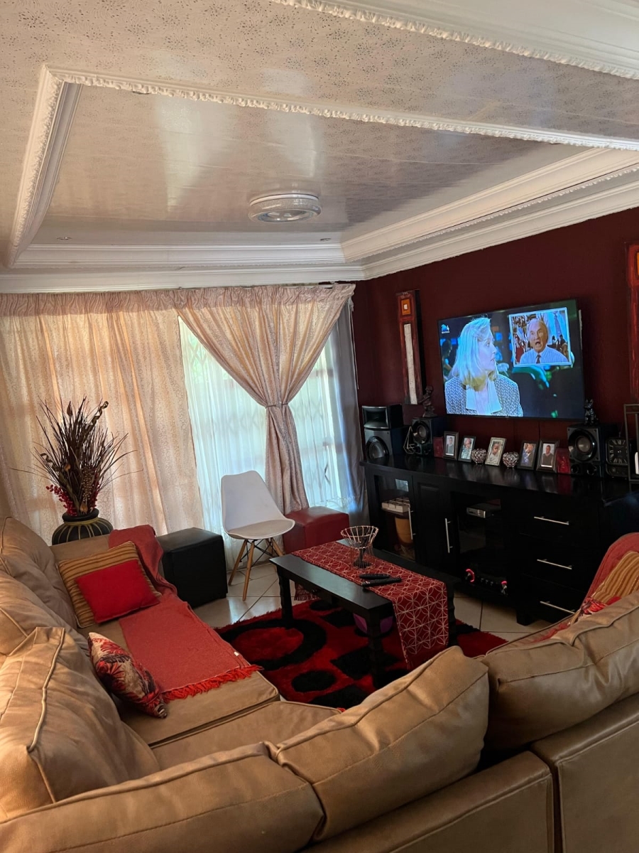 3 Bedroom Property for Sale in Soshanguve X Gauteng