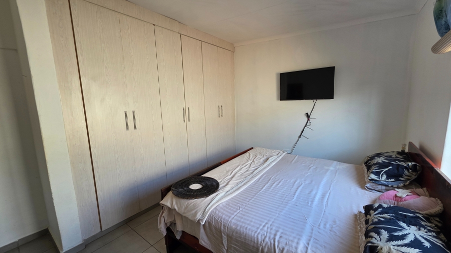 1 Bedroom Property for Sale in Eloffsdal Gauteng