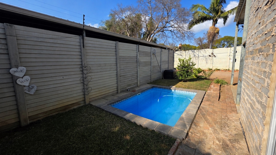 1 Bedroom Property for Sale in Eloffsdal Gauteng