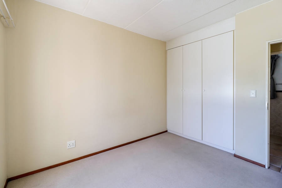 To Let 1 Bedroom Property for Rent in Sunninghill Gauteng