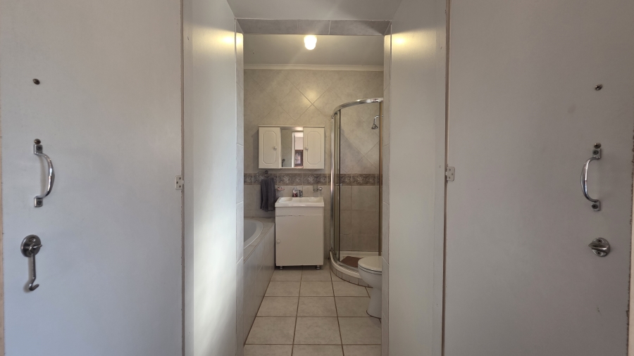 6 Bedroom Property for Sale in Lynnwood Ridge Gauteng