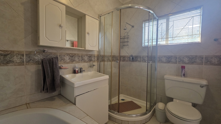 6 Bedroom Property for Sale in Lynnwood Ridge Gauteng