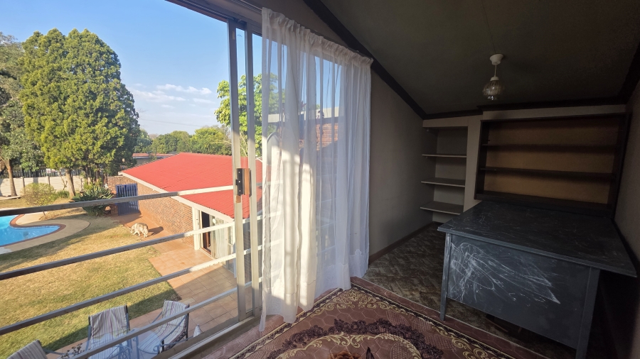 6 Bedroom Property for Sale in Lynnwood Ridge Gauteng