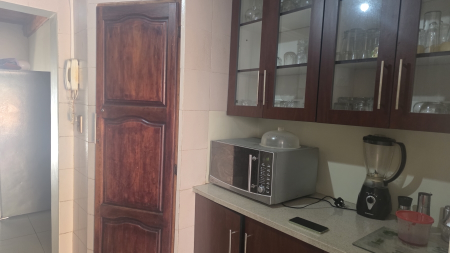 5 Bedroom Property for Sale in Garsfontein Gauteng