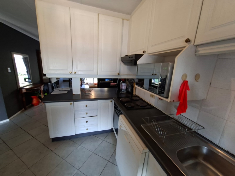 4 Bedroom Property for Sale in Halfway Gardens Gauteng