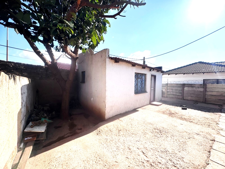 2 Bedroom Property for Sale in Vosloorus Gauteng
