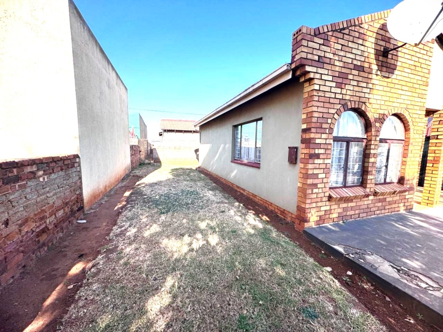 2 Bedroom Property for Sale in Vosloorus Gauteng