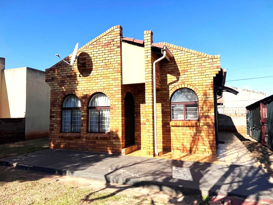 2 Bedroom Property for Sale in Vosloorus Gauteng