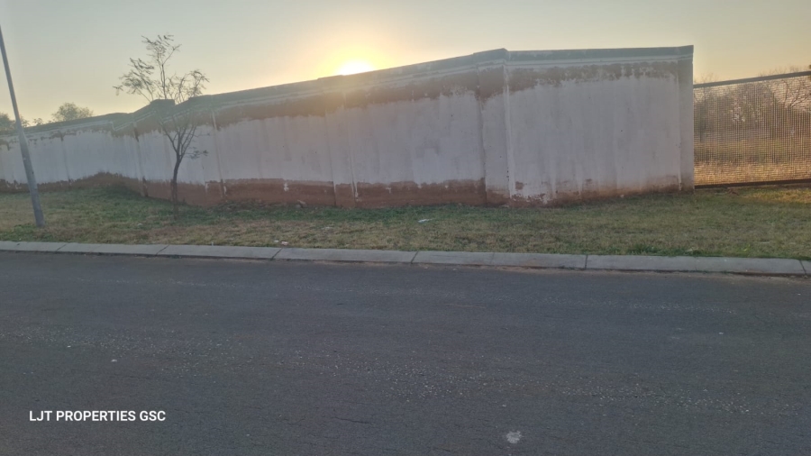 0 Bedroom Property for Sale in Ruimsig A H Gauteng