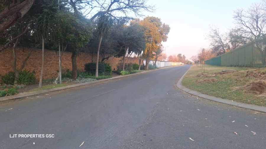 0 Bedroom Property for Sale in Ruimsig A H Gauteng