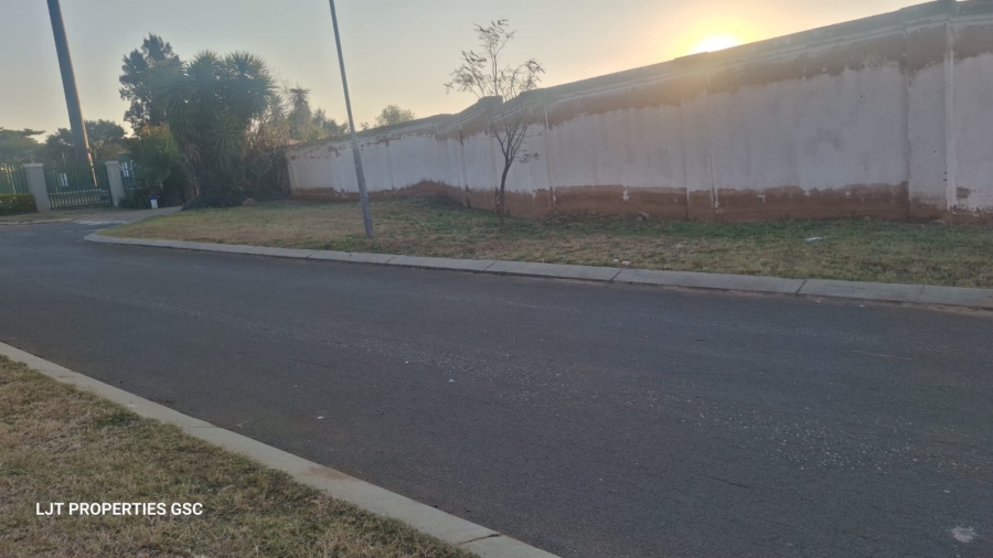 0 Bedroom Property for Sale in Ruimsig A H Gauteng