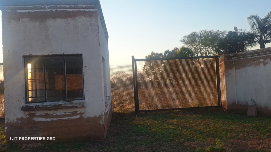 0 Bedroom Property for Sale in Ruimsig A H Gauteng