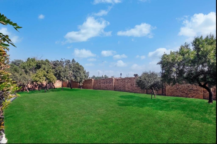 3 Bedroom Property for Sale in Bellairspark Gauteng