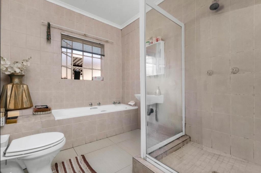 3 Bedroom Property for Sale in Bellairspark Gauteng
