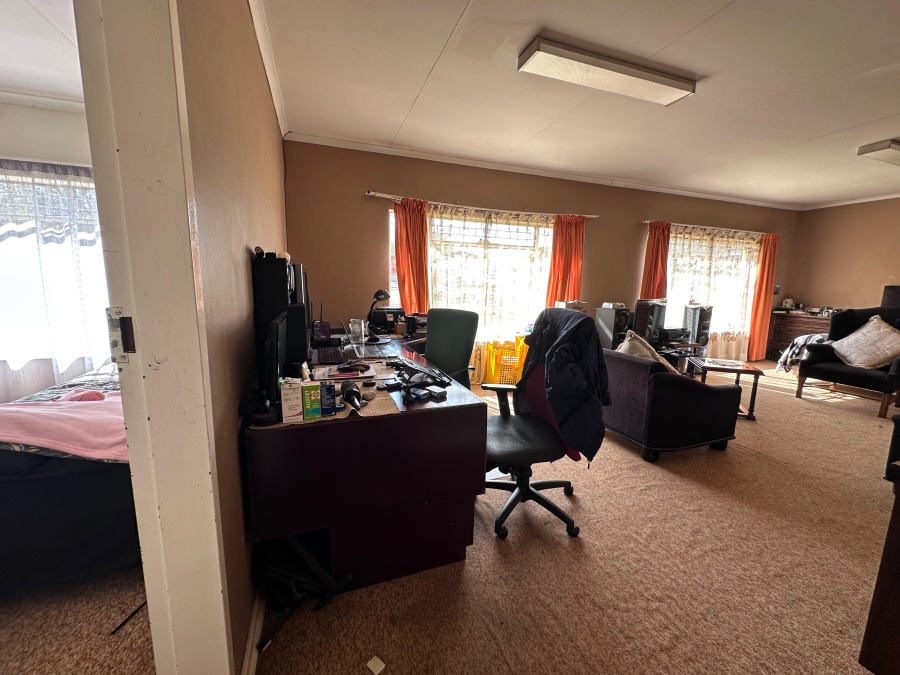 4 Bedroom Property for Sale in Discovery Gauteng