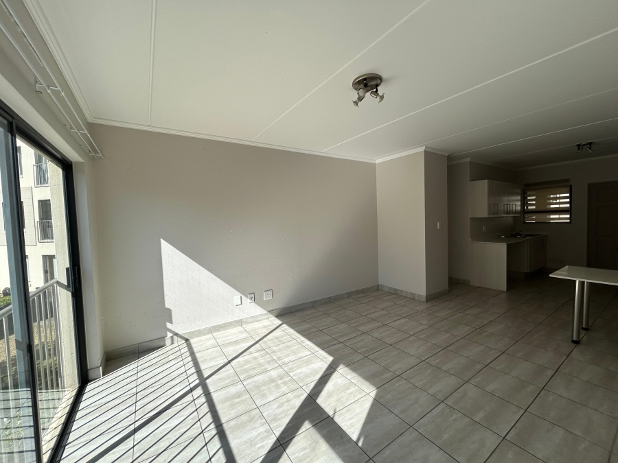 To Let 2 Bedroom Property for Rent in Lonehill Gauteng