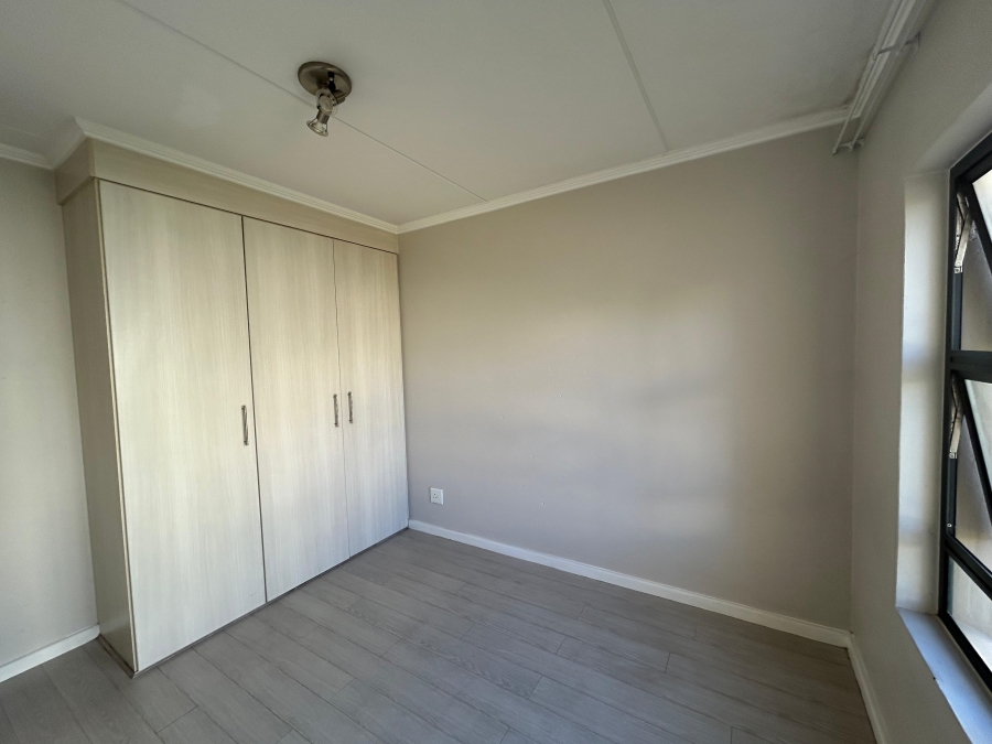 To Let 2 Bedroom Property for Rent in Lonehill Gauteng