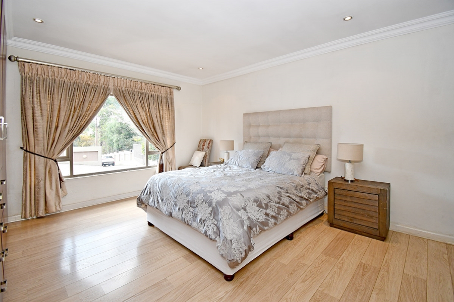 5 Bedroom Property for Sale in Bryanston Gauteng