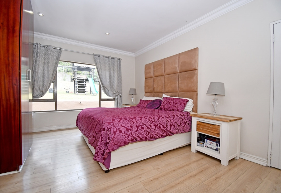 5 Bedroom Property for Sale in Bryanston Gauteng