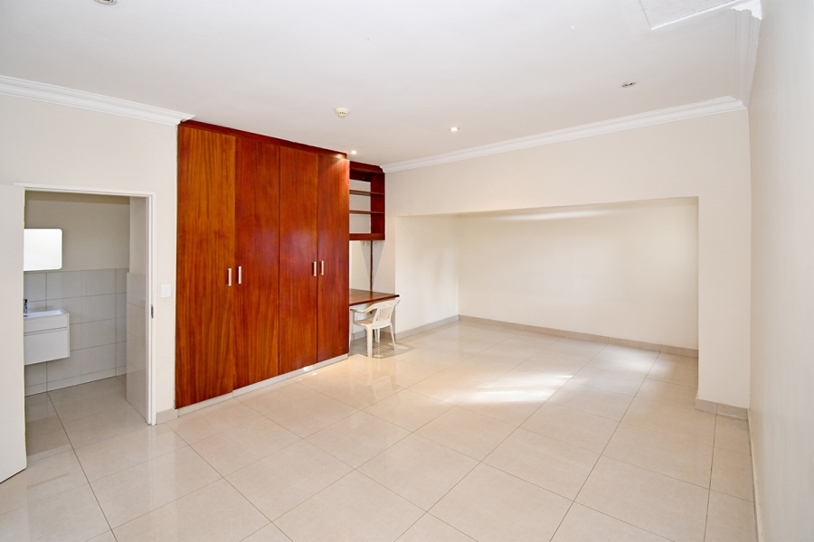 5 Bedroom Property for Sale in Bryanston Gauteng