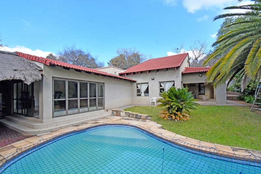 5 Bedroom Property for Sale in Bryanston Gauteng
