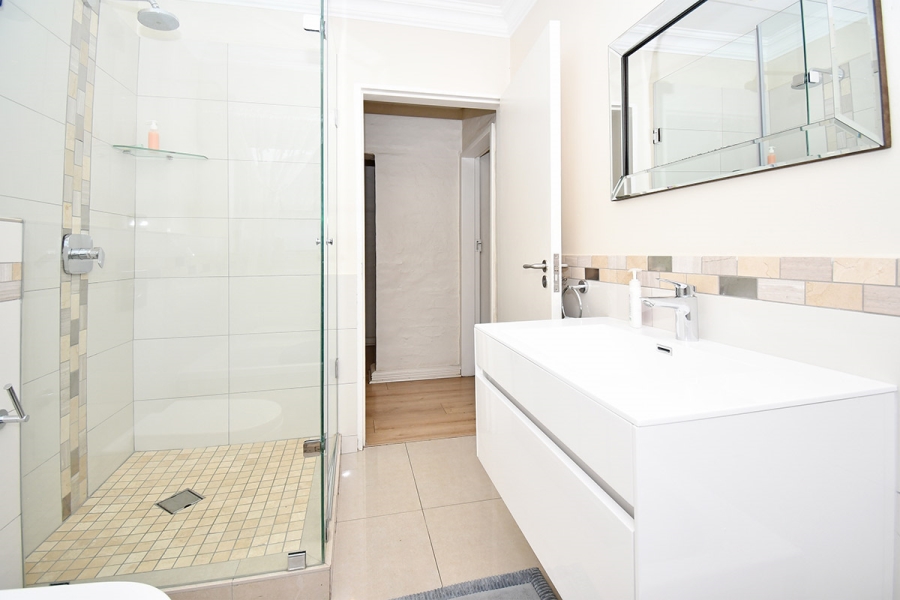 5 Bedroom Property for Sale in Bryanston Gauteng