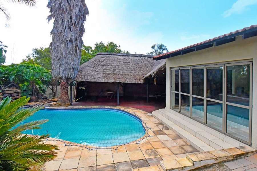 5 Bedroom Property for Sale in Bryanston Gauteng