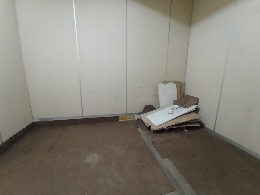 To Let Commercial Property for Rent in West Porges Gauteng