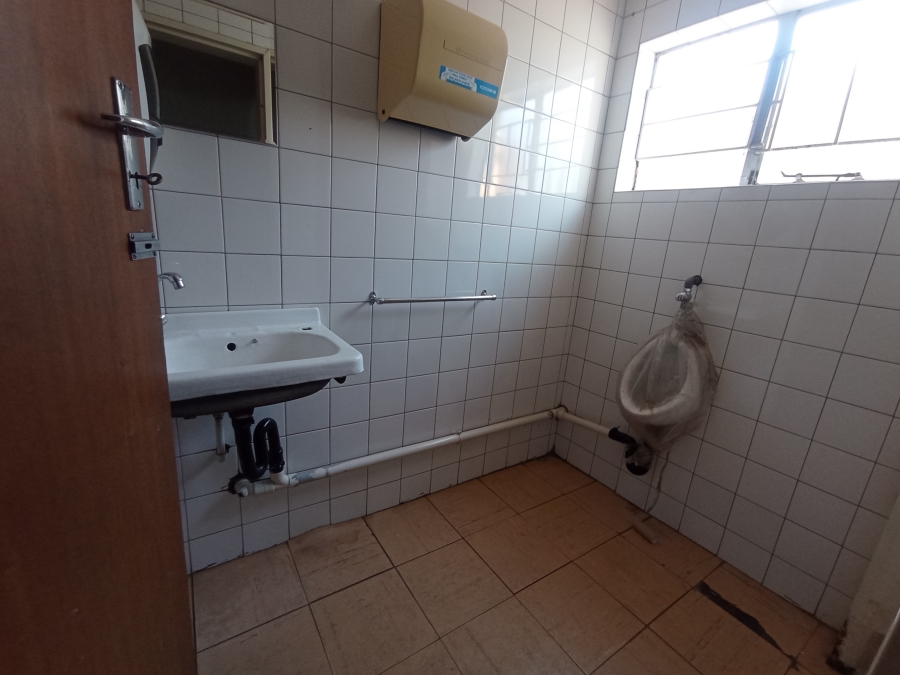 To Let Commercial Property for Rent in West Porges Gauteng