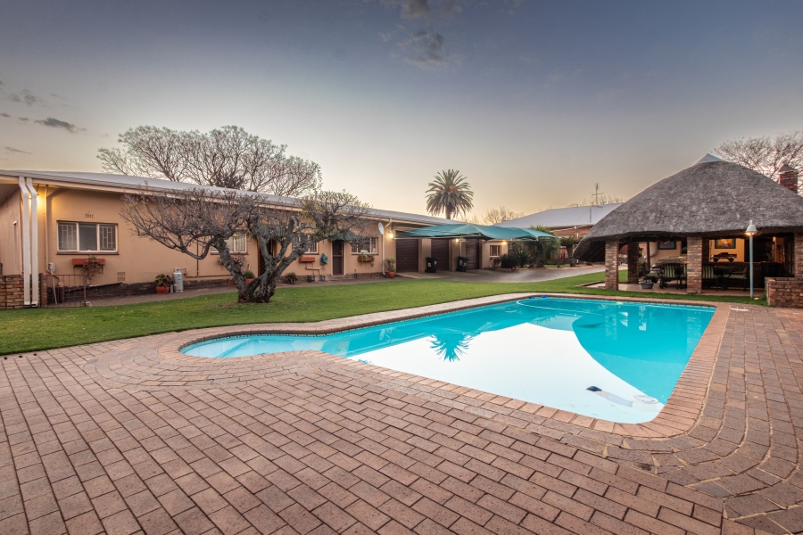 4 Bedroom Property for Sale in Krugersdorp North Gauteng
