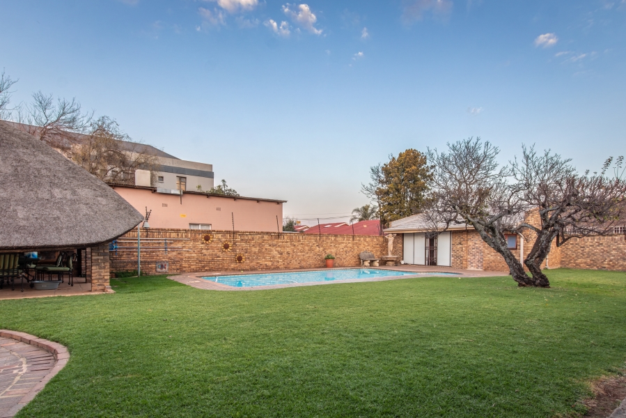 4 Bedroom Property for Sale in Krugersdorp North Gauteng