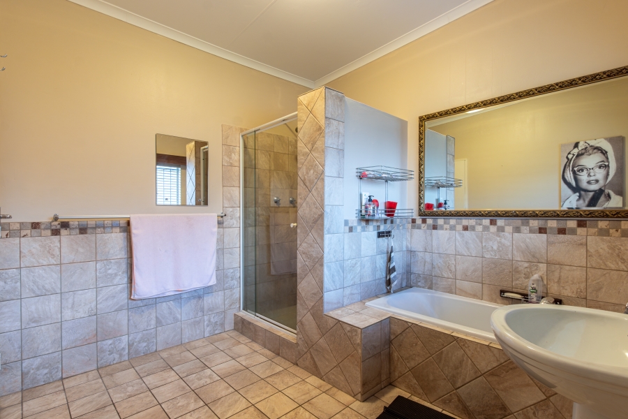 4 Bedroom Property for Sale in Krugersdorp North Gauteng
