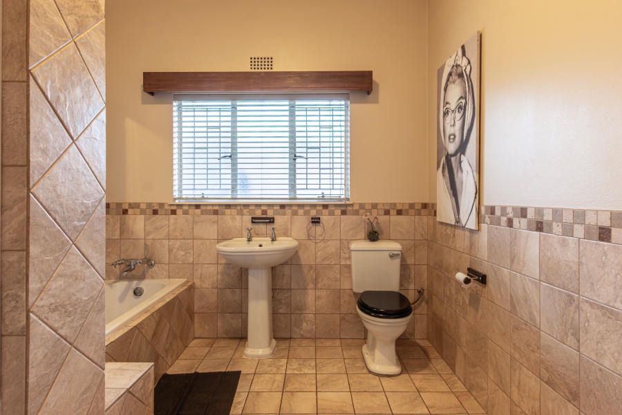 4 Bedroom Property for Sale in Krugersdorp North Gauteng