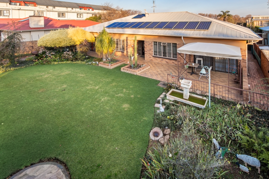 4 Bedroom Property for Sale in Krugersdorp North Gauteng