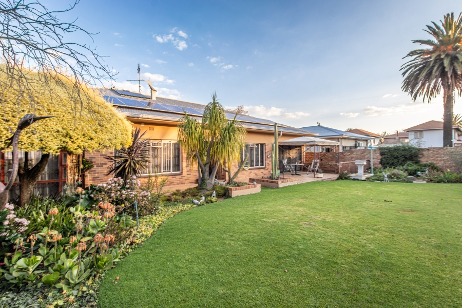 4 Bedroom Property for Sale in Krugersdorp North Gauteng