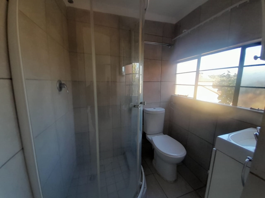 To Let 2 Bedroom Property for Rent in Randpark Ridge Gauteng
