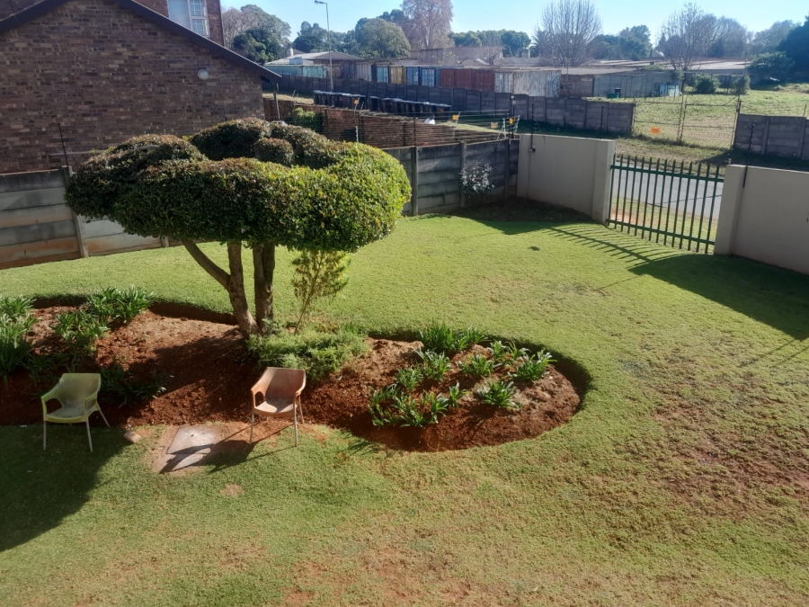 3 Bedroom Property for Sale in Weltevreden Park Gauteng