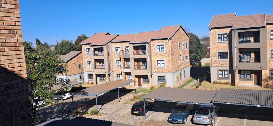 2 Bedroom Property for Sale in Whiteridge Gauteng