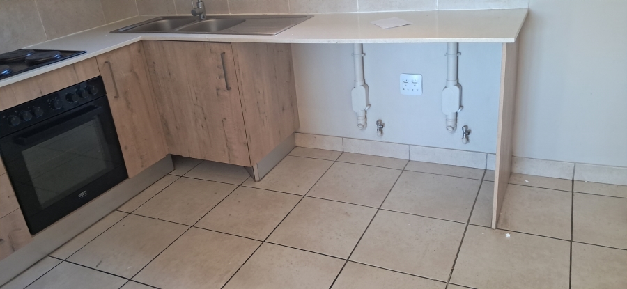 2 Bedroom Property for Sale in Whiteridge Gauteng