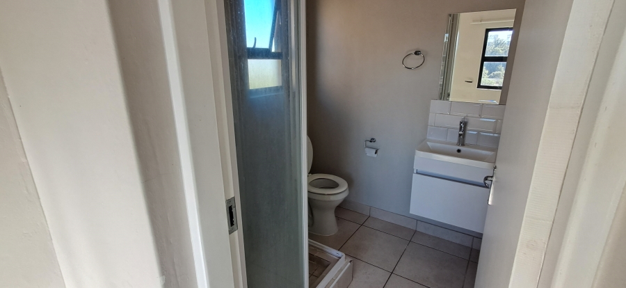 2 Bedroom Property for Sale in Whiteridge Gauteng