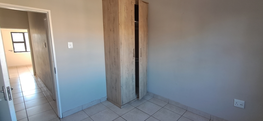 2 Bedroom Property for Sale in Whiteridge Gauteng
