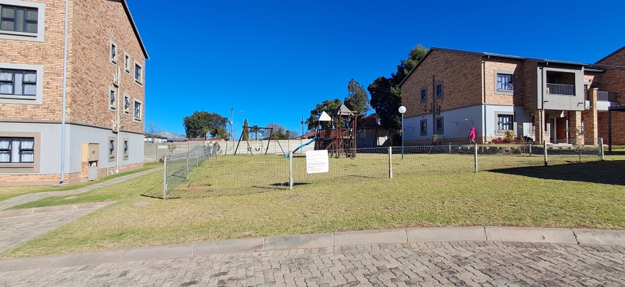 2 Bedroom Property for Sale in Whiteridge Gauteng